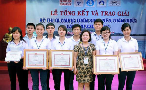 Đội Olympic Toán học nhận giải